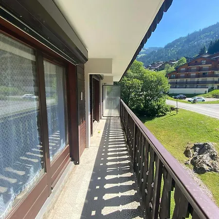 Familial Proche Centre Avec Balcon Et Parking - Fr-1-693-99 Appartamento *